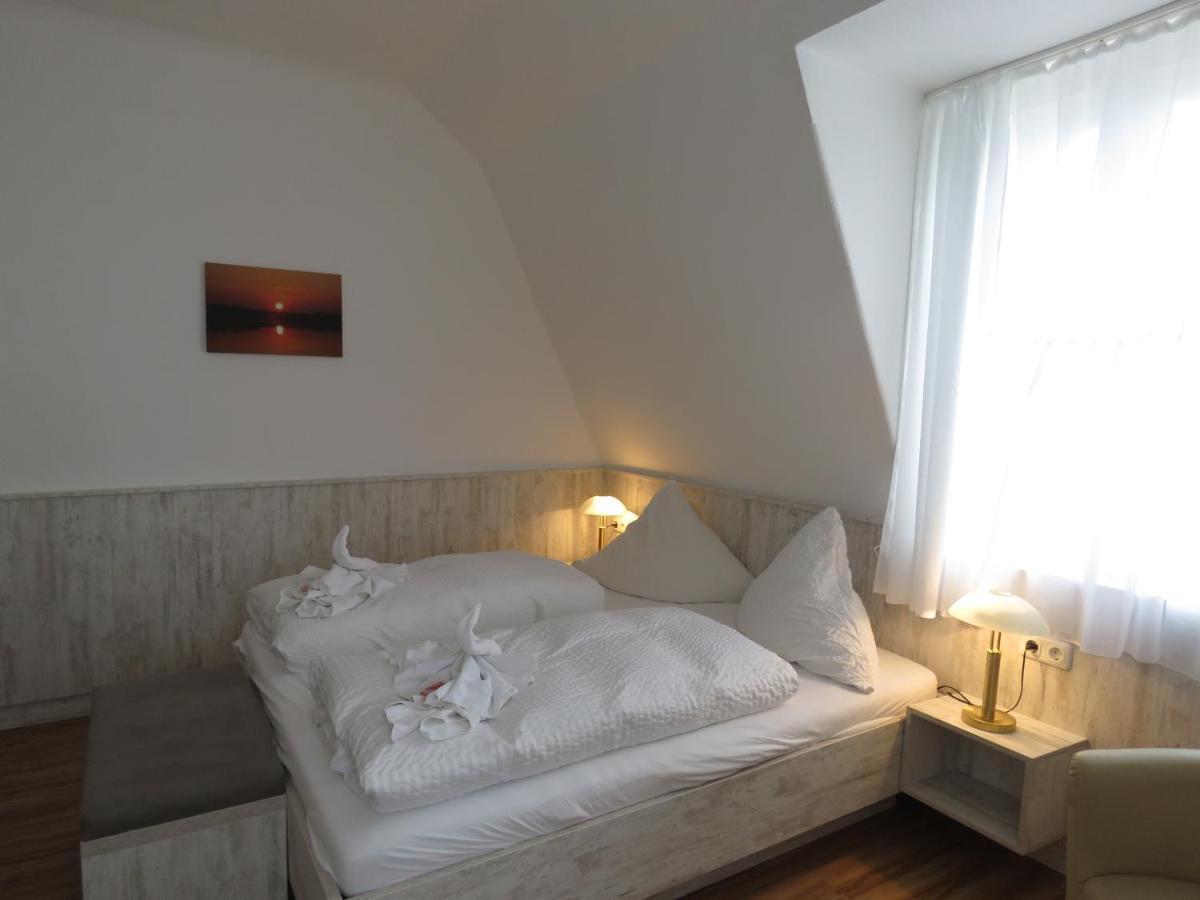 Gast-& Logierhaus Am Rheinsberger Pensjonat Rheinsberg